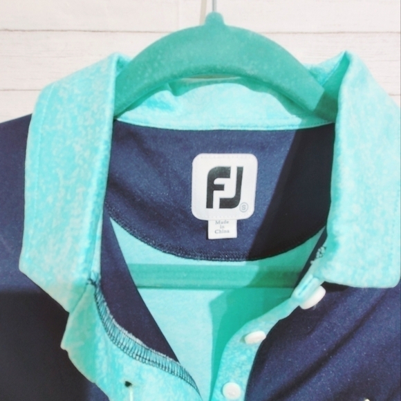 FOOTJOY SLEEVELESS JACQUARD BACK GOLF POLO SZ SMALL NAVY & AQUA - Picture 4 of 15